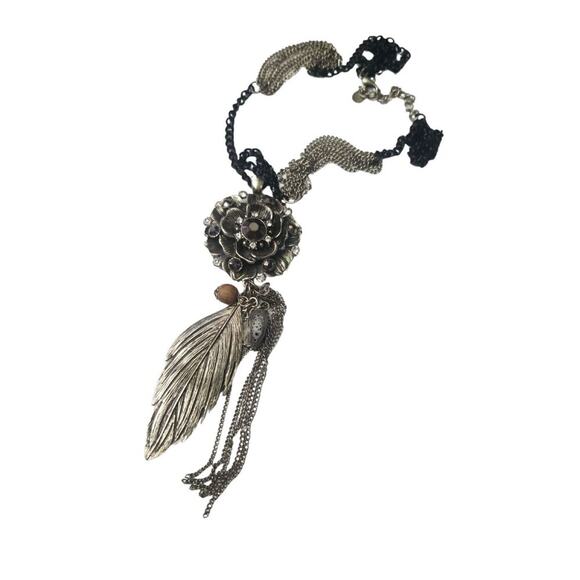 Napier Mixed Media Flower Leaf Crystal Stones Extra Long Chain Link Necklace - Picture 1 of 4